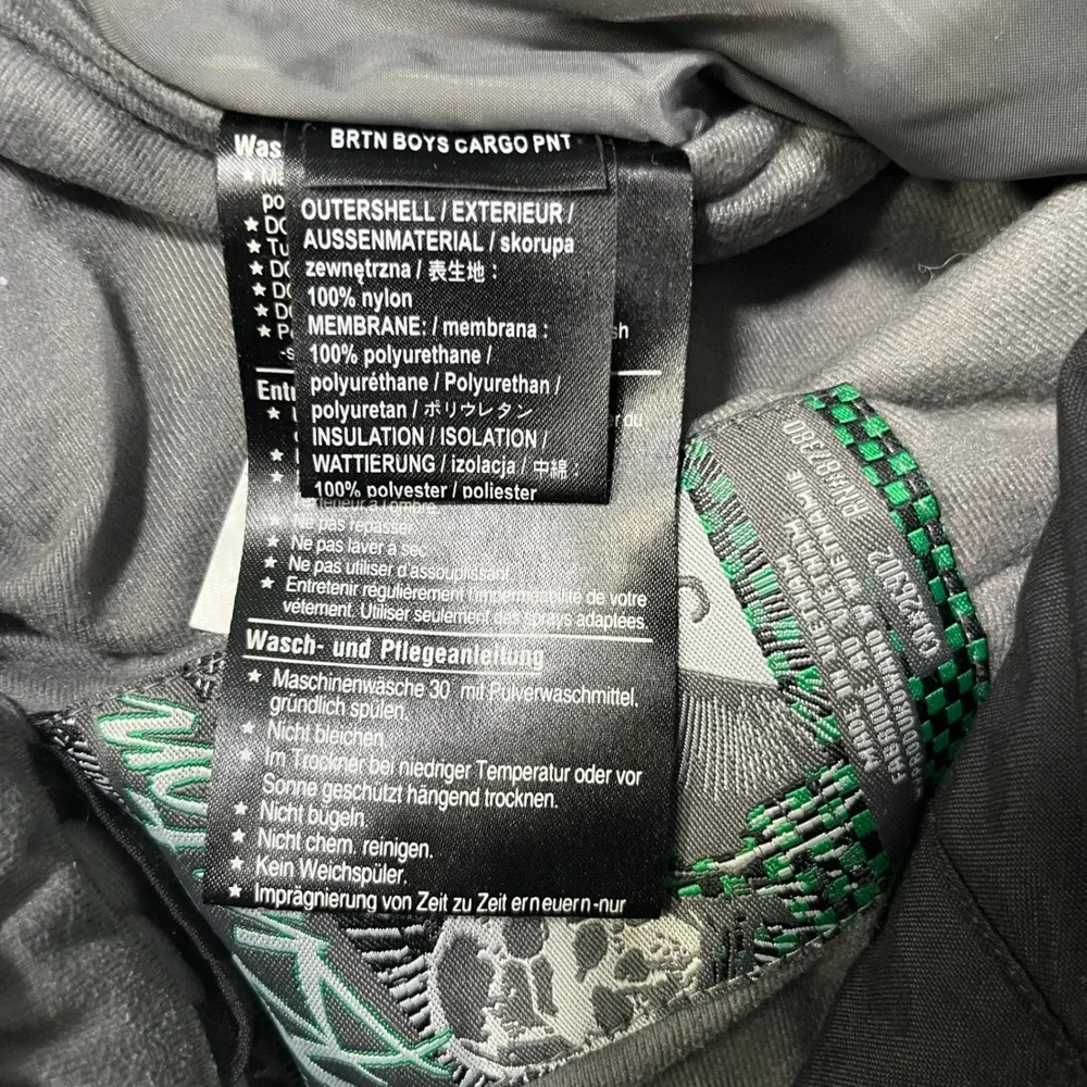 Burton Boys Cargo youth Snowboard Ski Pants Black Size S‎ Waterproof Insulated